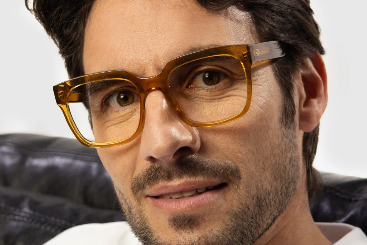 MATTIA – Lunette Carré BRUN CLAIR TRANSLU pour Homme